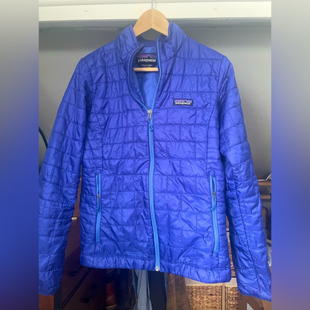 Women’s Patagonia Nano-Puffer Jacket size Small - excellent condition
